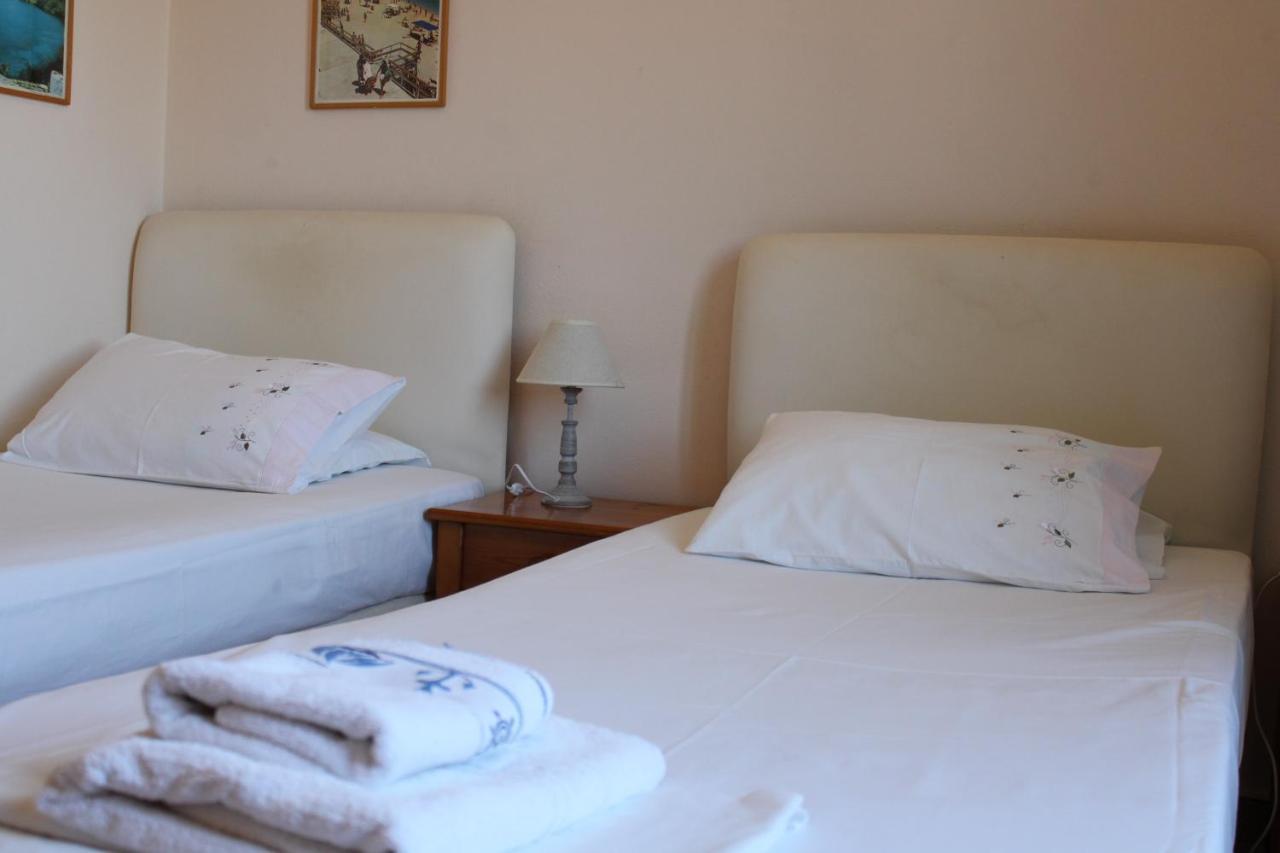 Blue Dolphin Hotel Баци Екстериор снимка