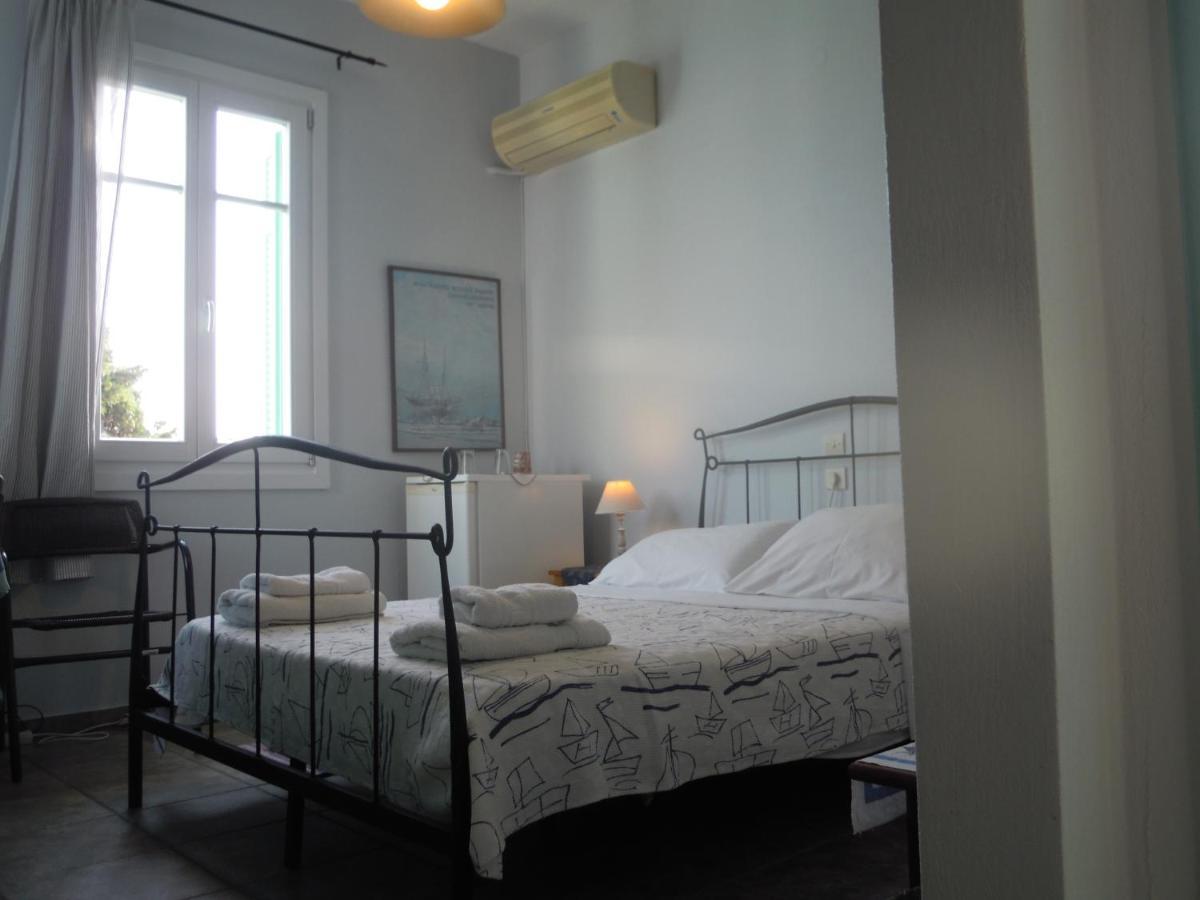 Blue Dolphin Hotel Баци Екстериор снимка