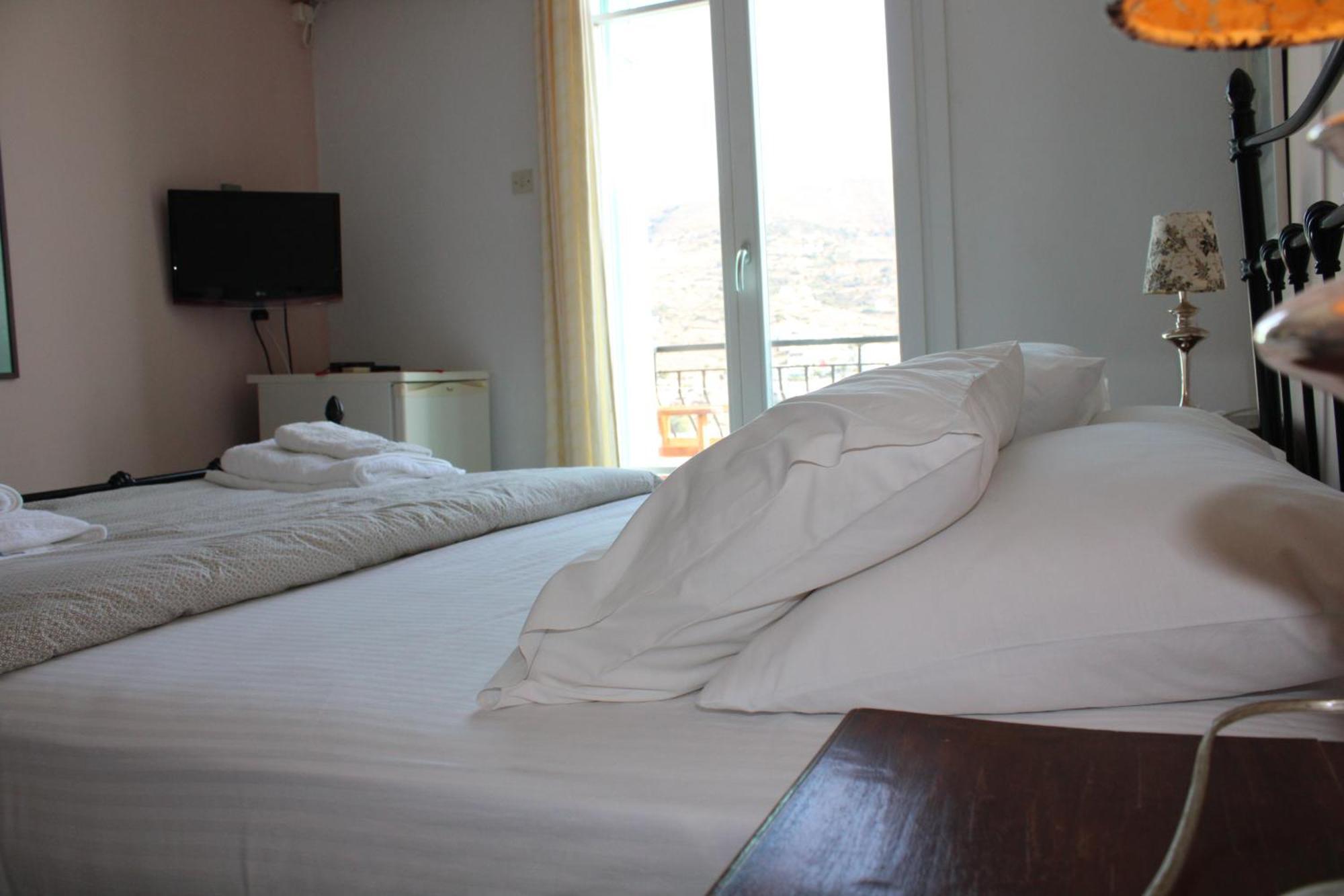 Blue Dolphin Hotel Баци Екстериор снимка