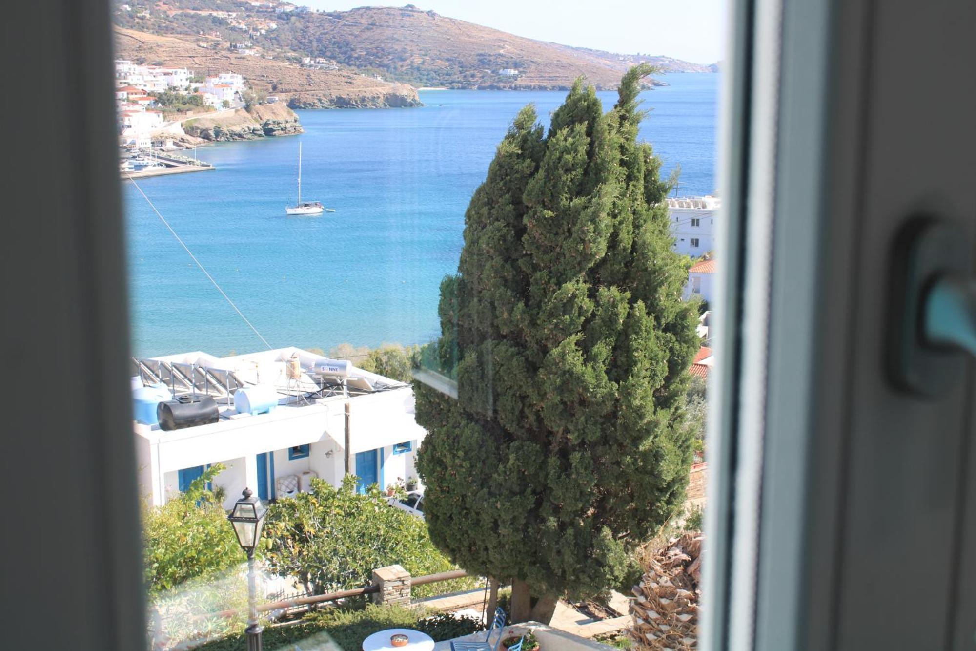 Blue Dolphin Hotel Баци Екстериор снимка