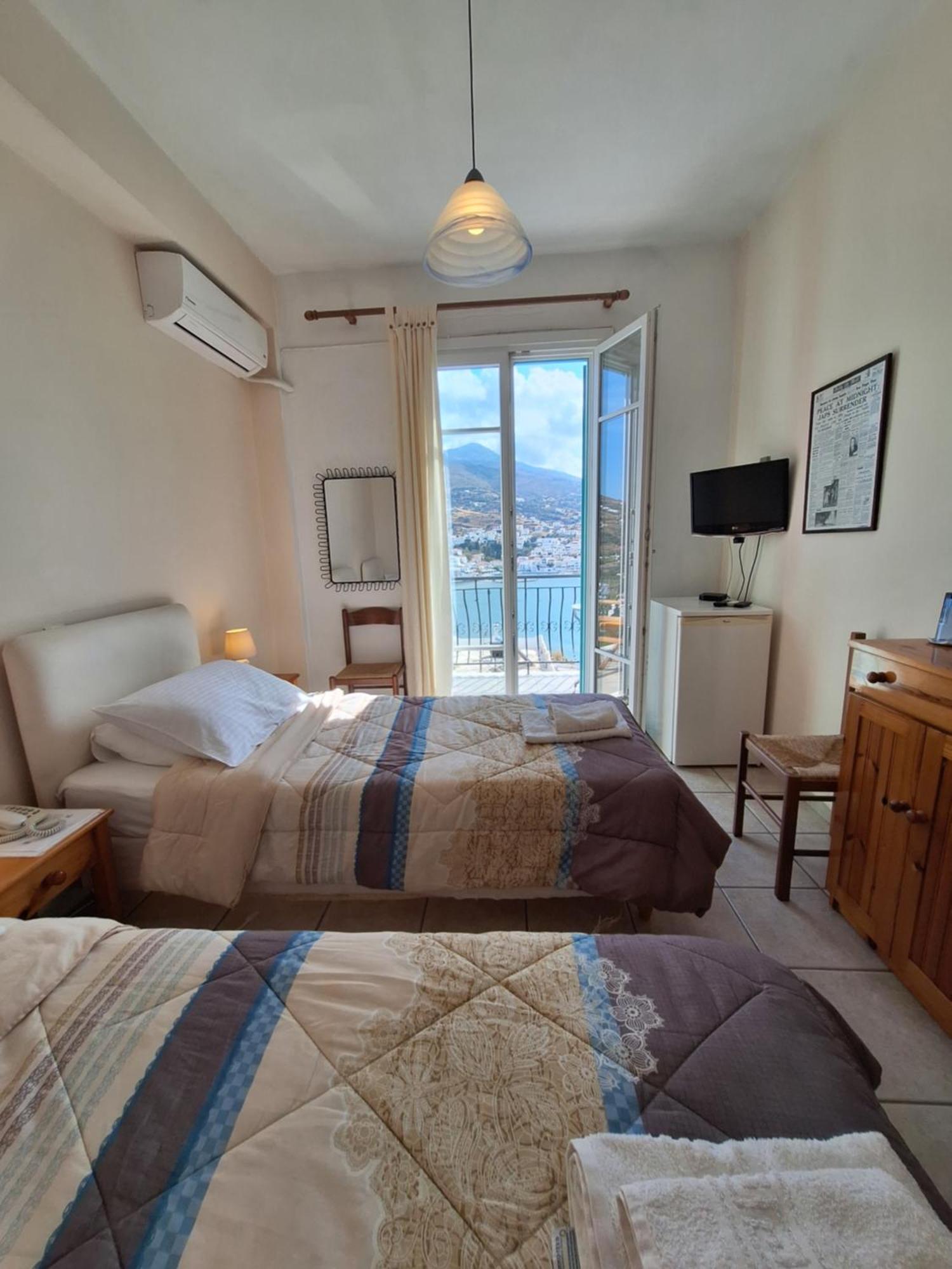 Blue Dolphin Hotel Баци Екстериор снимка
